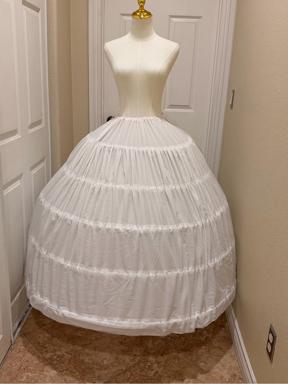 White Full-Length Crinoline Petticoat Skirt - Voluminous Bridal Underskirt
